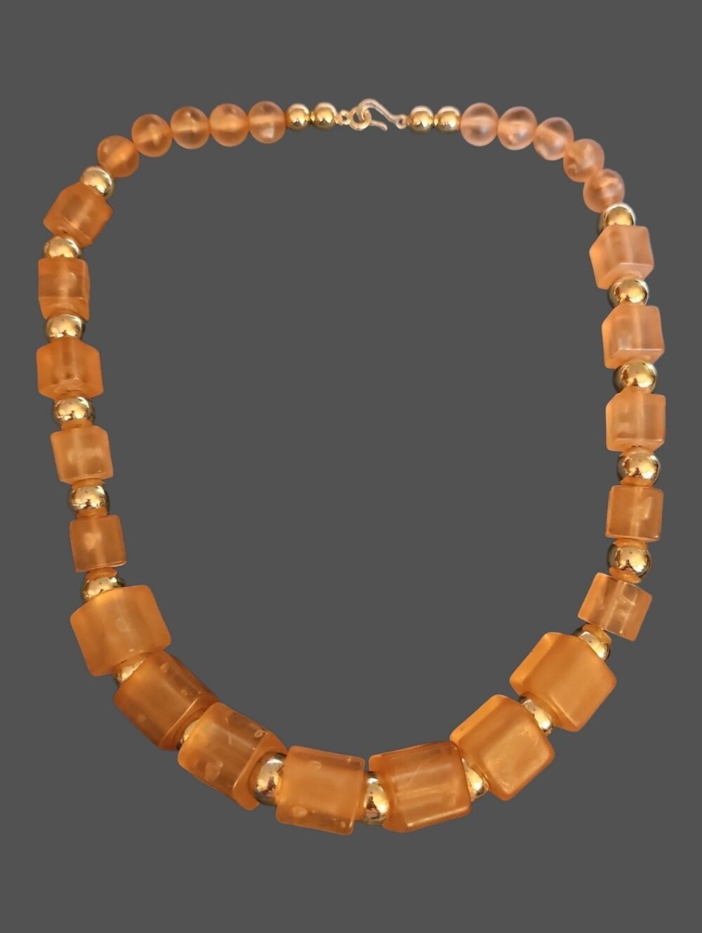 Vintage 1980s Pink Frosted Lucite Beaded Statement Necklace